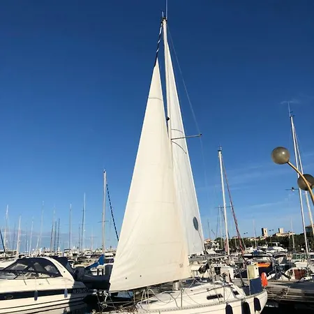 بوتيل Libertyboating